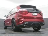 Thumbnail of 2022 Rapid Red Metallic Tinted Clearcoat Ford Edge