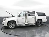 Thumbnail of 2019 White Frost Tricoat GMC Yukon XL