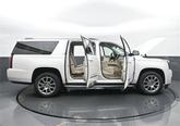 Thumbnail of 2019 White Frost Tricoat GMC Yukon XL