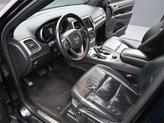 Thumbnail of 2018 Diamond Black Crystal Pearlcoat Jeep Grand Cherokee