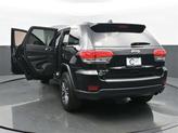 Thumbnail of 2018 Diamond Black Crystal Pearlcoat Jeep Grand Cherokee