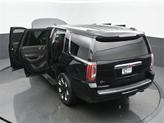 Thumbnail of 2018 Onyx Black GMC Yukon
