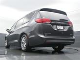 Thumbnail of 2019 Granite Crystal Metallic Clearcoat Chrysler Pacifica