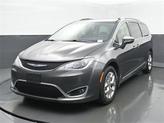 Photo of 2019 Granite Crystal Metallic Clearcoat Chrysler Pacifica