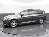 Thumbnail of 2019 Granite Crystal Metallic Clearcoat Chrysler Pacifica