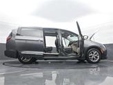 Thumbnail of 2019 Granite Crystal Metallic Clearcoat Chrysler Pacifica