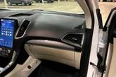 Thumbnail of 2021 White Metallic Ford Edge