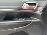 Thumbnail of 2018 Gray Jeep Grand Cherokee