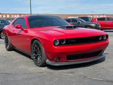 Thumbnail of 2016 Red Dodge Challenger
