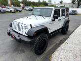 Thumbnail of 2016 Bright White Clearcoat Jeep Wrangler Unlimited