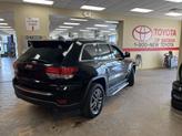 Thumbnail of 2020 Diamond Black Crystal Pearlcoat Jeep Grand Cherokee