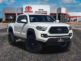 Photo of 2018 Super White Toyota Tacoma