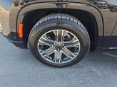 Thumbnail of 2024 Diamond Black Crystal Pearlcoat Jeep Wagoneer L