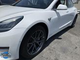 Thumbnail of 2019 Pearl White Multi-Coat Tesla Model 3