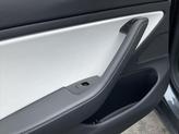 Thumbnail of 2019 Midnight Silver Metallic Tesla Model 3