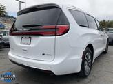 Thumbnail of 2021 Bright White Clearcoat Chrysler Pacifica Hybrid