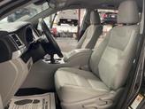Thumbnail of 2017 Predawn Gray Mica Toyota Highlander