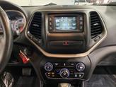 Thumbnail of 2018 Bright White Clearcoat Jeep Cherokee
