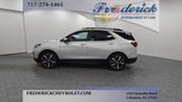 Thumbnail of 2022 Silver Ice Metallic Chevrolet Equinox