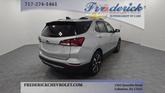 Thumbnail of 2022 Silver Ice Metallic Chevrolet Equinox