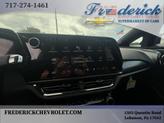 Thumbnail of 2025 Habanero Orange Chevrolet Equinox EV