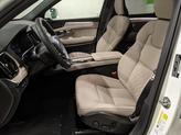 Thumbnail of 2025 White Pearl Volvo XC90 Plug-In Hybrid