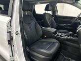 Thumbnail of 2023 Glacial White Pearl Kia Sorento