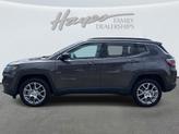 Thumbnail of 2022 Granite Crystal Clearcoat Metallic Jeep Compass