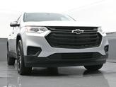 Thumbnail of 2021 Silver Ice Metallic Chevrolet Traverse