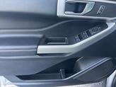 Thumbnail of 2022 Iconic Silver Metallic Ford Explorer
