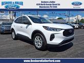 Photo of 2024 Oxford White Ford Escape