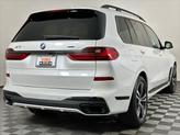 Thumbnail of 2022 Mineral White Metallic BMW X7