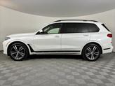 Thumbnail of 2022 Mineral White Metallic BMW X7
