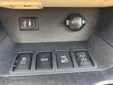 Thumbnail of 2014 Blizzard Pearl Toyota Highlander