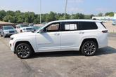 Thumbnail of 2022 Bright White Clearcoat Jeep Grand Cherokee L