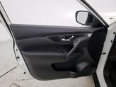 Thumbnail of 2017 White Nissan Rogue