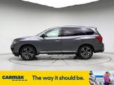 Thumbnail of 2017 Silver Nissan Pathfinder