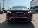 Thumbnail of 2020 Velvet Red Pearlcoat Chrysler Pacifica