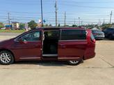 Thumbnail of 2020 Velvet Red Pearlcoat Chrysler Pacifica