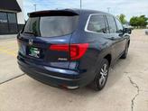 Thumbnail of 2016 Blue Honda Pilot