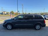 Thumbnail of 2016 Granite Crystal Metallic Clearcoat Chrysler Town & Country