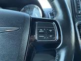 Thumbnail of 2016 Granite Crystal Metallic Clearcoat Chrysler Town & Country
