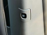 Thumbnail of 2016 Granite Crystal Metallic Clearcoat Chrysler Town & Country