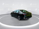 Thumbnail of 2026 Black Sapphire Metallic BMW i5