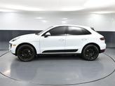 Thumbnail of 2018 White Porsche Macan