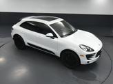 Thumbnail of 2018 White Porsche Macan