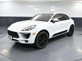 Thumbnail of 2018 White Porsche Macan
