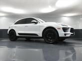 Thumbnail of 2018 White Porsche Macan