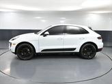 Thumbnail of 2018 White Porsche Macan
