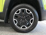 Thumbnail of 2017 Hypergreen Clearcoat Jeep Renegade
